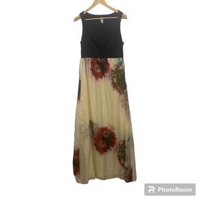 Women’s full length Tristan dress Size Large